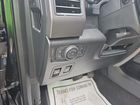 Used 2018 Ford F150 XLT w/ Equipment Group 302A Luxury AWD/4WD image 12