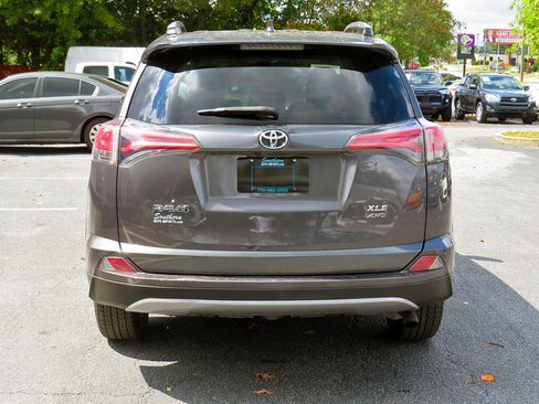 Used 2018 Toyota RAV4 XLE w/ Plus Extra Value Package image 8