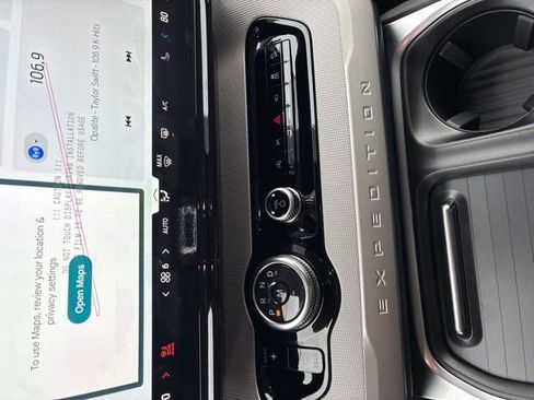 New 2026 Ford Expedition Active image 19