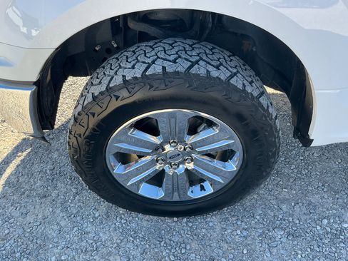 Used 2018 Ford F150 XLT w/ Equipment Group 302A Luxury image 12