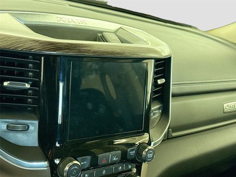 Used 2021 RAM 2500 Laramie AWD/4WD image 4