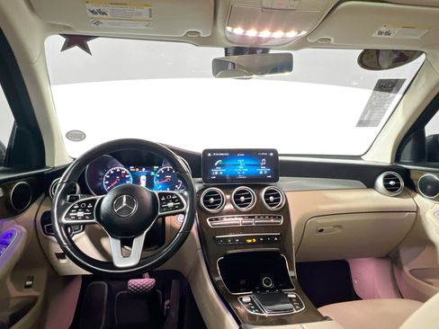 Used 2021 Mercedes-Benz GLC 300 image 28