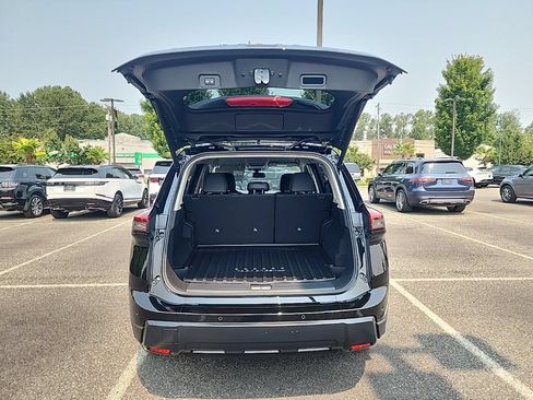 Used 2025 Nissan Rogue SV w/ Rock Creek Premium Package AWD/4WD image 16