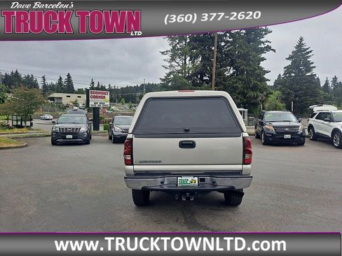 Used 2006 Chevrolet Silverado 2500 4x4 Extended Cab image 4