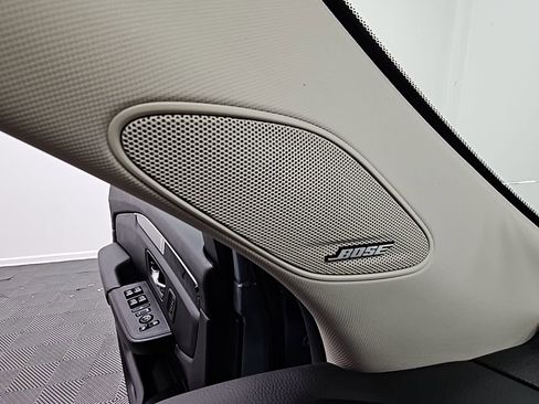 Used 2023 Honda Pilot Elite image 30