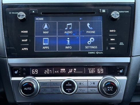 Used 2017 Subaru Outback 2.5i Limited AWD/4WD image 30