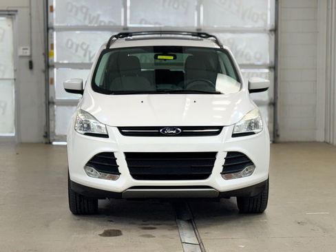 Used 2014 Ford Escape SE w/ Equipment Group 201A image 2