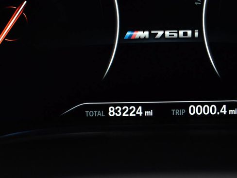 Used 2018 BMW M760i xDrive AWD/4WD image 34