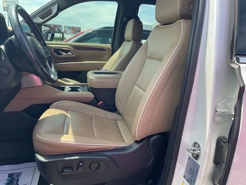 Used 2023 Chevrolet Tahoe Premier AWD/4WD image 10