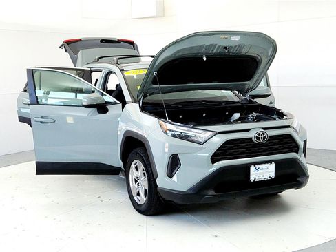Certified 2023 Toyota RAV4 XLE w/ Convenience Package AWD/4WD image 9