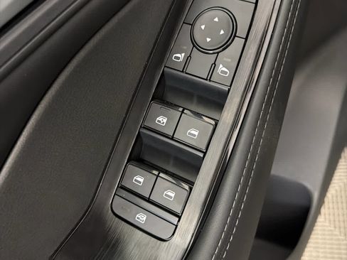 New 2026 Nissan Rogue SV FWD image 23