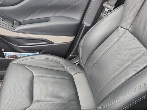 Used 2022 Subaru Forester Limited w/ Popular Package #3 image 18