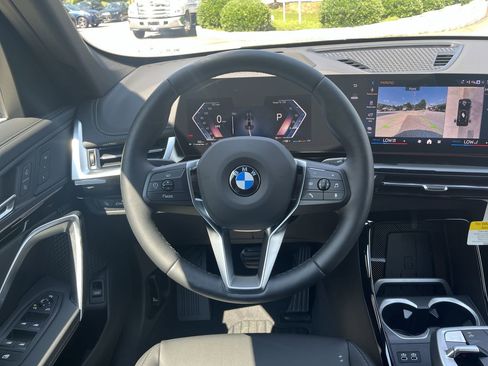 Certified 2025 BMW X1 xDrive28i w/ Technology Package image 20