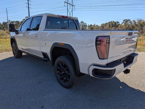 New 2026 GMC Sierra 3500 AT4 w/ AT4 Premium Plus Package image 6