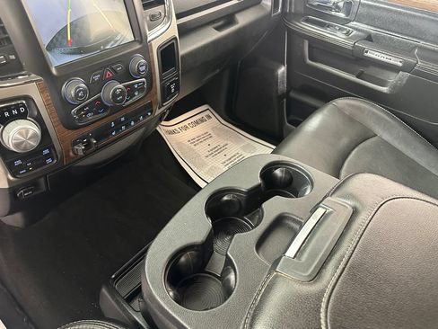 Used 2016 RAM 1500 Laramie AWD/4WD image 32