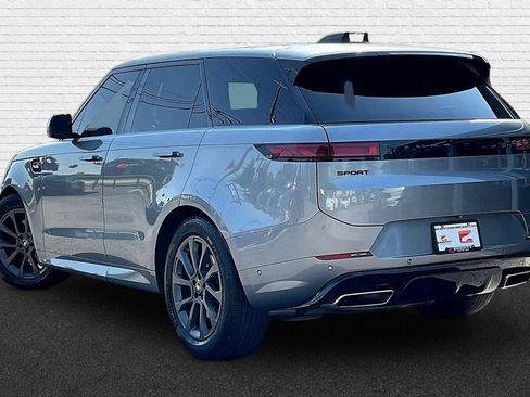 Used 2024 Land Rover Range Rover Sport Dynamic SE AWD/4WD image 4