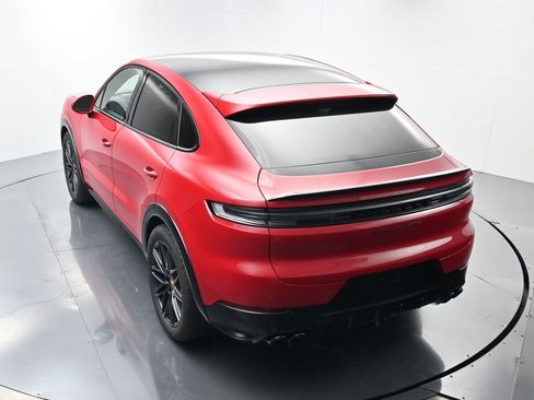 Certified 2026 Porsche Cayenne GTS image 34