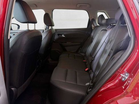 Certified 2025 Nissan Rogue SL AWD/4WD image 22