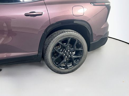 Used 2024 Chevrolet Traverse RS w/ LPO, Floor Liner Package image 32