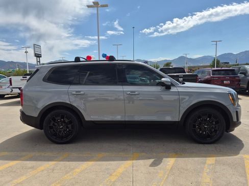Certified 2022 Kia Telluride SX w/ SX Prestige Package AWD/4WD image 6