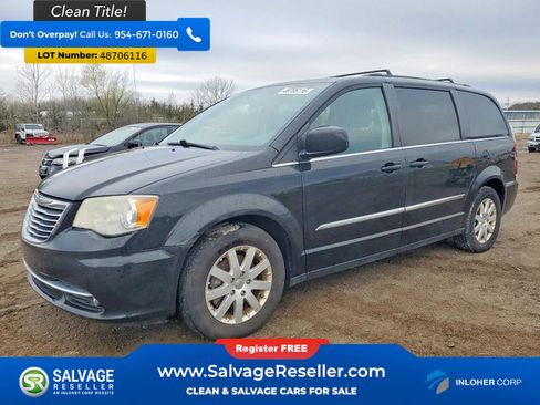 Used 2013 Chrysler Town & Country Touring image 1