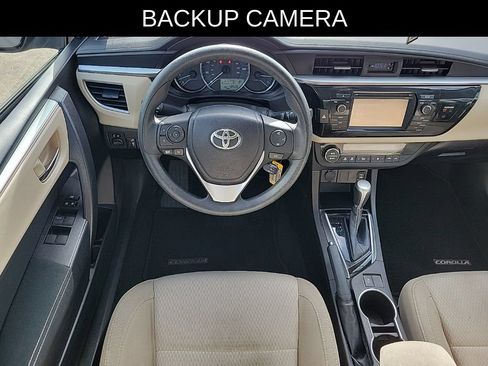 Used 2015 Toyota Corolla LE FWD image 8