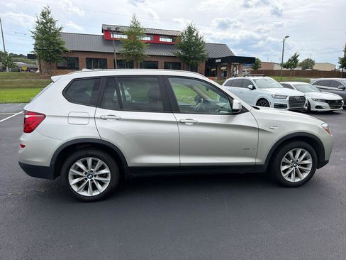 Used 2017 BMW X3 sDrive28i RWD image 6