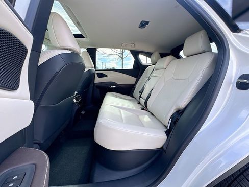Used 2025 Lexus RX 350 Premium Plus image 32