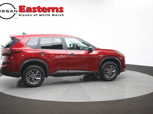 Used 2024 Nissan Rogue S AWD/4WD image 45
