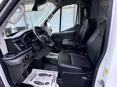 Used 2023 Ford Transit 150 Medium Roof image 13