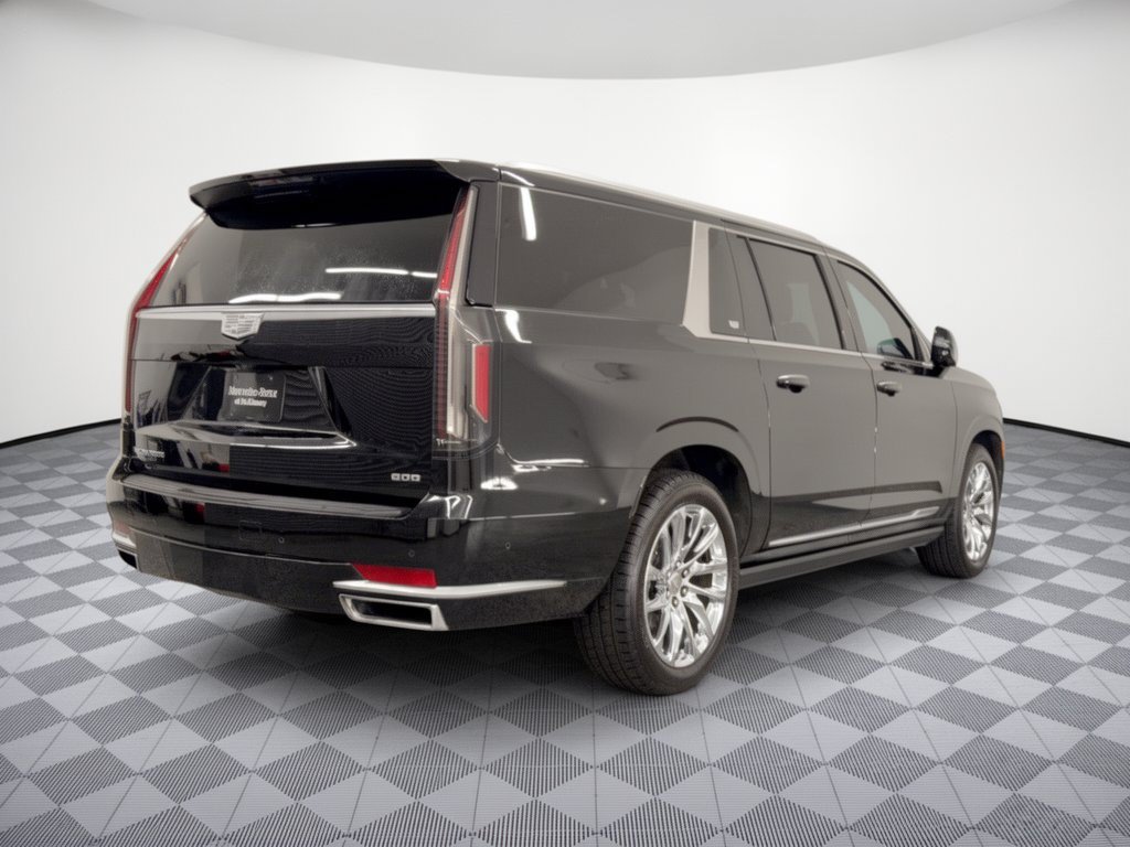 Used 2023 Cadillac Escalade ESV Premium Luxury Platinum w/ LPO, Radiant Package AWD/4WD image 9