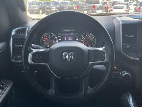 Used 2020 RAM 1500 Big Horn AWD/4WD image 26