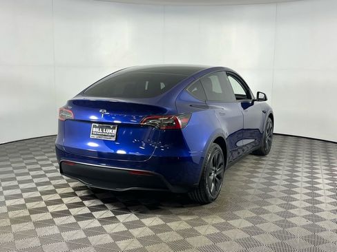 Used 2025 Tesla Model Y Long Range image 7