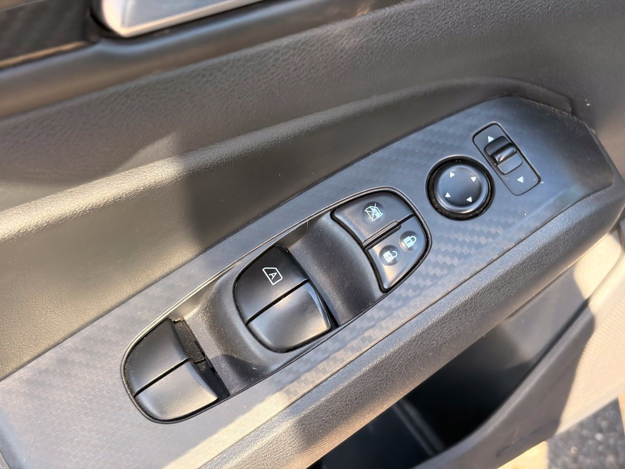 Certified 2024 Nissan Altima 2.5 SV FWD image 22