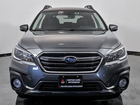 Used 2019 Subaru Outback 2.5i Premium image 4