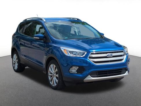 Used 2017 Ford Escape Titanium FWD image 8