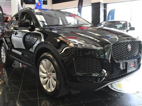 Used 2020 Jaguar E-PACE SE AWD/4WD image 3
