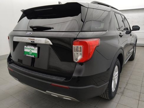 Used 2023 Ford Explorer XLT w/ Equipment Group 202A RWD image 9