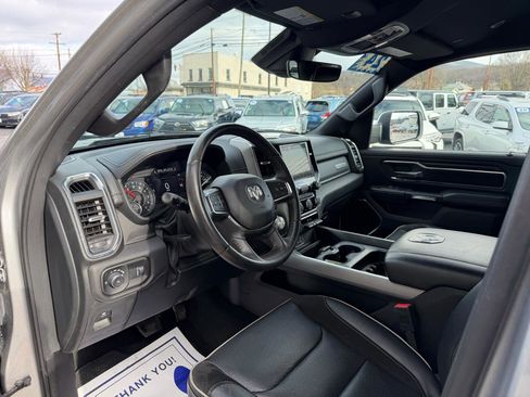 Used 2024 RAM 1500 Laramie AWD/4WD image 11