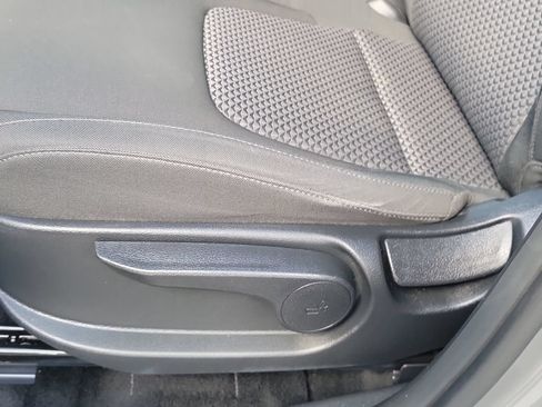 Certified 2025 Kia Sportage LX FWD image 22