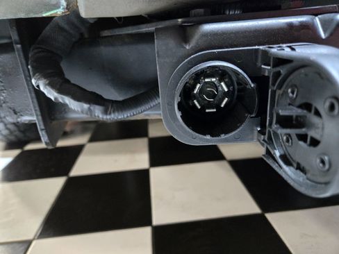 Used 2004 Ford Excursion Limited image 31