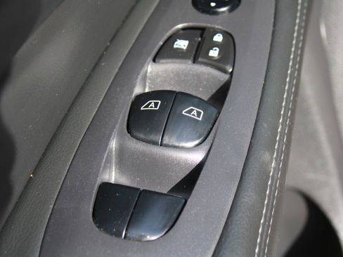 Used 2015 Nissan Pathfinder SL w/ Cargo Package image 20