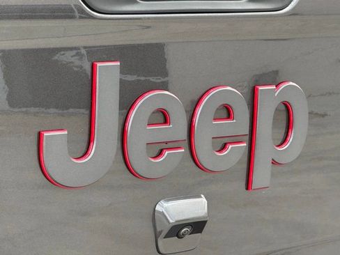 New 2026 Jeep Gladiator Rubicon image 12