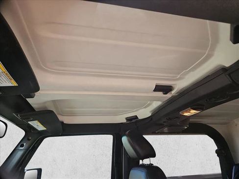 Used 2016 Jeep Wrangler Sahara AWD/4WD image 14