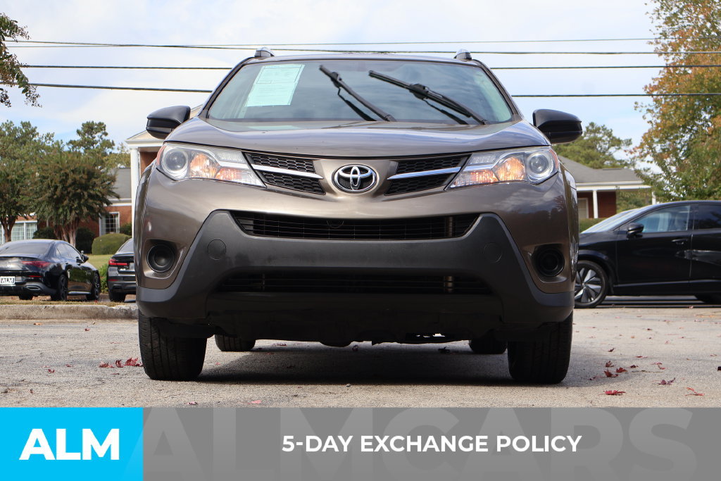 Used 2014 Toyota RAV4 LE FWD image 3