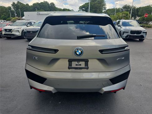Certified 2024 BMW iX xDrive50 w/ Premium Package AWD/4WD image 3