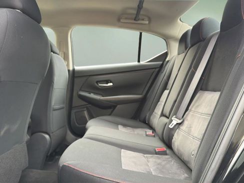 Used 2024 Nissan Sentra SR image 12