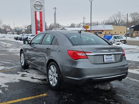 Used 2012 Chrysler 200 Touring w/ Cold Weather Group image 6