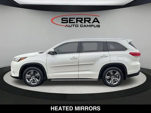 Used 2019 Toyota Highlander Limited Platinum AWD/4WD image 3