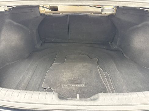 Used 2022 Hyundai Elantra Limited FWD image 45